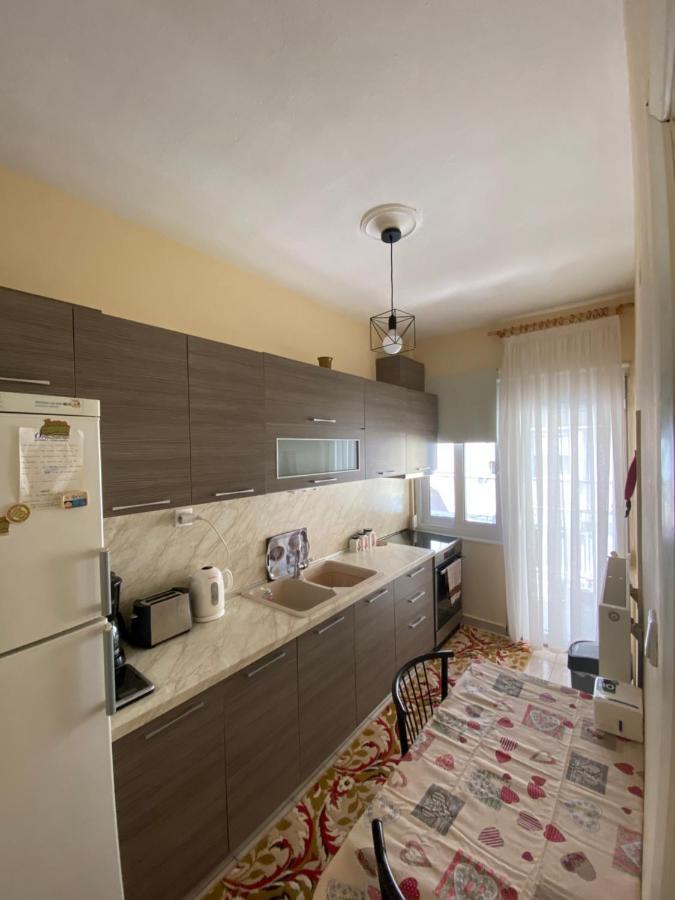 Beautiful Apartment In The Center Of Thessaloníki Eksteriør billede